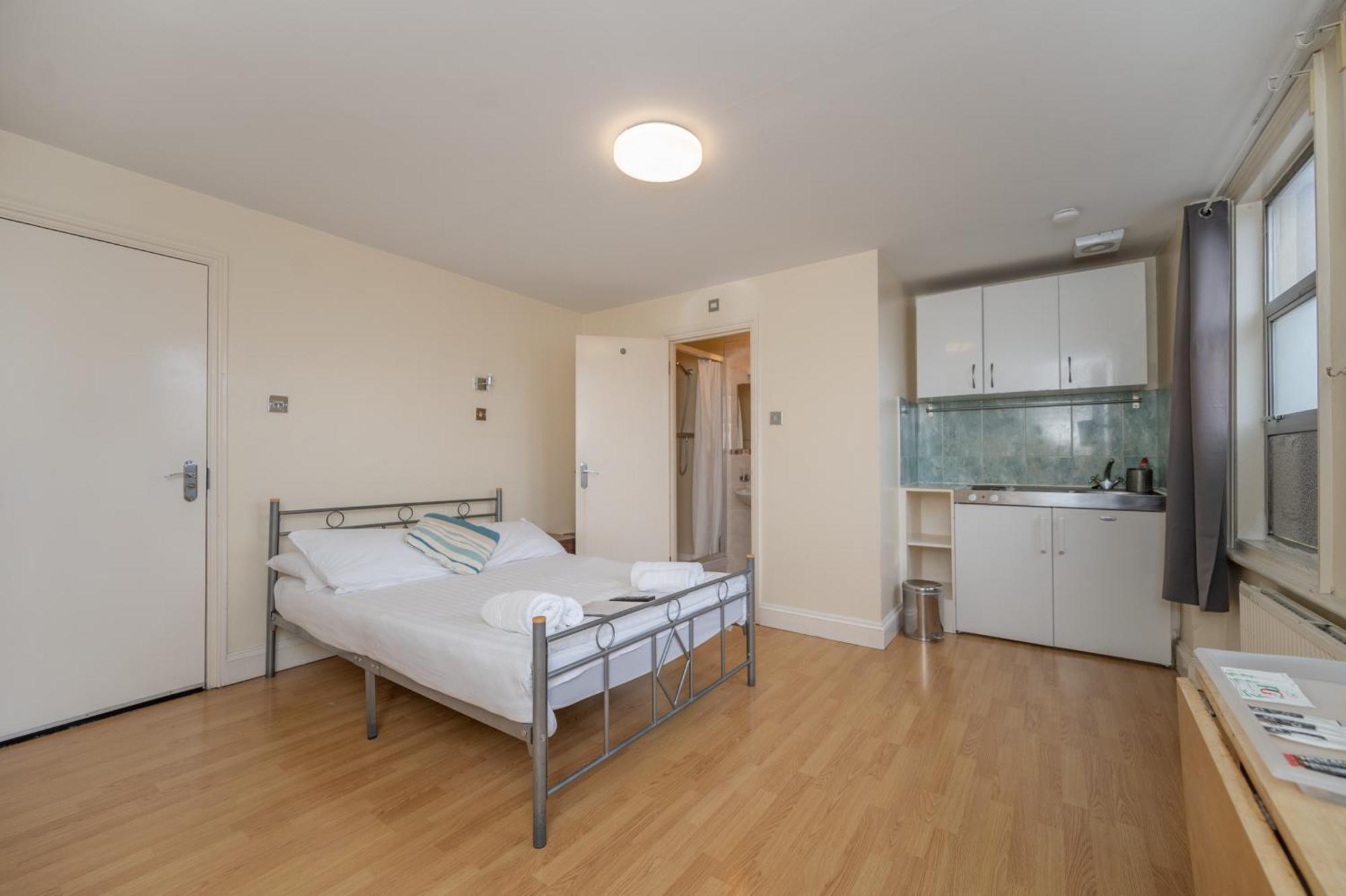 Flexistay Aparthotel Tooting London Bagian luar foto