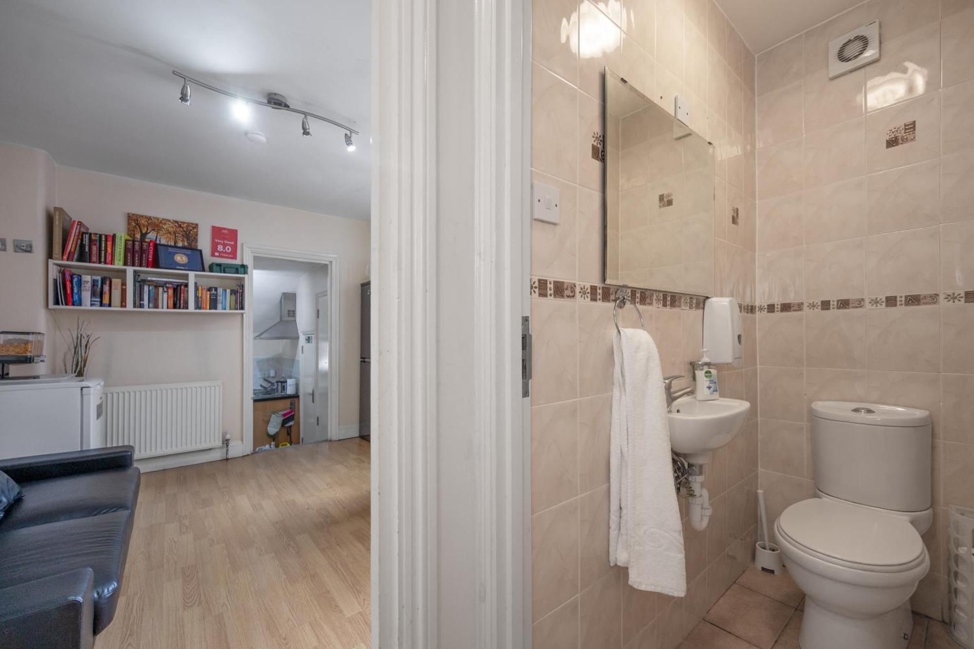 Flexistay Aparthotel Tooting London Bagian luar foto